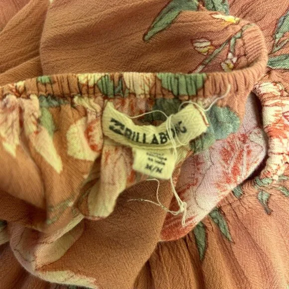 Billabong Neutral Cabbage Rose Floral Off Shoulder Crop Milkmaid Top Size M - Picture 5 of 5